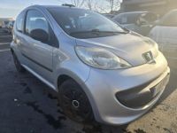 Peugeot 107 1.0e 12V 68ch Urban - <small></small> 2.790 € <small>TTC</small> - #3