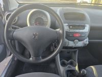 Peugeot 107 1.0e 12V 68ch Urban - <small></small> 2.790 € <small>TTC</small> - #9