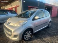 Peugeot 107 1.4 hdi clim distribution et embrayage neuf 3990 euros - <small></small> 3.990 € <small>TTC</small> - #1