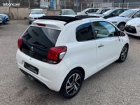 Peugeot 108 1.2 VTI 82 Cv Roland Garros Toit Ouvrant-Caméra De Recul-Gps-Démarrage Sans Clé - <small></small> 7.990 € <small>TTC</small> - #4