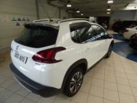 Peugeot 2008 1.2 PureTech 110ch S&S EAT6 Allure - <small></small> 12.990 € <small>TTC</small> - #3