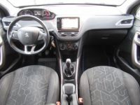 Peugeot 2008 1.2 PURETECH STYLE 82CH - <small></small> 5.990 € <small>TTC</small> - #13