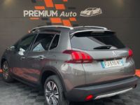 Peugeot 2008 1.2i 130 cv Crit'air 1 Allure Gris Platinium Boite Automatique Caméra de recul Climatisation Ct Ok 2027 - <small></small> 11.990 € <small>TTC</small> - #3