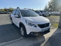 Peugeot 2008 1.5 BlueHDi S&S - 100 Signature Gps + Clim + Camera AR - <small></small> 8.490 € <small>TTC</small> - #22