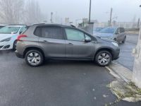 Peugeot 2008 1.6 BlueHDi - 100 Style Gps + Attelage + Radar AR - <small></small> 9.490 € <small>TTC</small> - #6