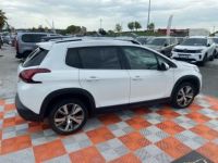 Peugeot 2008 1.6 BlueHdi 120 ALLURE CAMERA JA17 GRIP CONTROL - <small></small> 10.950 € <small>TTC</small> - #5