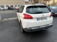 Peugeot 2008 1.6 e-HDi FAP - 92 Allure Clim + attelage - <small></small> 6.490 € <small>TTC</small> - #22