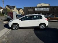 Peugeot 2008 1.6 e-HDi FAP - 92 Allure GPS + Radar AR + Attelage - <small></small> 7.490 € <small>TTC</small> - #2