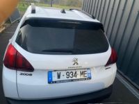 Peugeot 2008 GT Line Automatique  1.2 essence- 110 cv toit panoramique - <small></small> 12.490 € <small></small> - #3