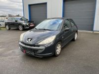 Peugeot 206 + 1.1i Urban DISTRI A JOUR GTIE 12M - <small></small> 4.490 € <small>TTC</small> - #1