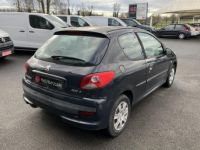 Peugeot 206 + 1.1i Urban DISTRI A JOUR GTIE 12M - <small></small> 4.490 € <small>TTC</small> - #3