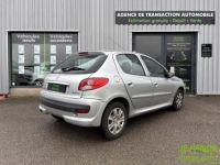 Peugeot 206 + 1.4 HDi FAP Sportium 5p - <small></small> 5.990 € <small>TTC</small> - #4