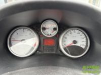 Peugeot 206 + 1.4 HDi FAP Sportium 5p - <small></small> 5.990 € <small>TTC</small> - #9