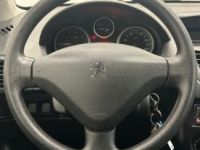 Peugeot 206 + 1.4 URBAN 3P - <small></small> 6.490 € <small>TTC</small> - #10