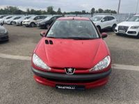 Peugeot 206 1.1 60ch 4cv Pop Art 5Portes 134,000 Kms - <small></small> 1.990 € <small>TTC</small> - #3