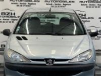 Peugeot 206 1.1 XR 5P - <small></small> 5.490 € <small>TTC</small> - #2