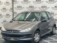 Peugeot 206 1.1 XR PRESENCE 3P * VITRE + RÉTRO ELEC * - <small></small> 5.490 € <small>TTC</small> - #1