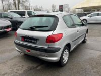 Peugeot 206 1.1i BERLINE XR 60CV BON ETAT REVISEE DISTRI NEUVE BVM - <small></small> 1.990 € <small>TTC</small> - #4