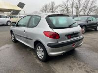 Peugeot 206 1.1i BERLINE XR 60CV BON ETAT REVISEE DISTRI NEUVE BVM - <small></small> 1.990 € <small>TTC</small> - #6