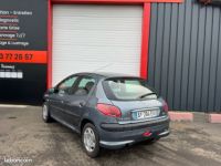 Peugeot 206 1.4 I 75cv payement 4 x sans frais fermeture centralisée direction assistée - <small></small> 1.990 € <small>TTC</small> - #3