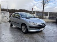 Peugeot 206 1.4i 75Ch - <small></small> 3.490 € <small>TTC</small> - #2