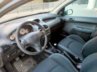 Peugeot 206 1.6 HDI EXECUTIVE FAP 5P à pro ou export en l'état sans garantie - <small></small> 1.900 € <small>TTC</small> - #7