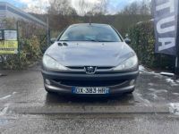 Peugeot 206 3/5 portes (1.4 i 75CV - <small></small> 2.990 € <small>TTC</small> - #2