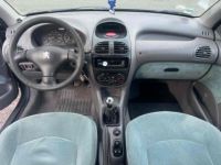 Peugeot 206 3/5 portes (1.4 i 75CV - <small></small> 2.990 € <small>TTC</small> - #6