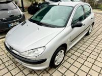 Peugeot 206 3/5 portes (2A/C) 1.4 i (75Ch) - <small></small> 2.490 € <small>TTC</small> - #2