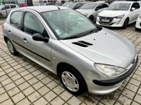 Peugeot 206 3/5 portes (2A/C) 1.4 i (75Ch) - <small></small> 2.490 € <small>TTC</small> - #3