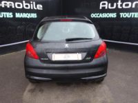 Peugeot 207 1.4 VTi 16V 95ch Trendy - <small></small> 3.990 € <small>TTC</small> - #20