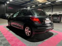 Peugeot 207 1.4e 90ch premium 2-tronic - <small></small> 6.490 € <small>TTC</small> - #5