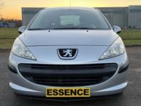 Peugeot 207 1.4i 16v 90ch (6 cv) 5 portes BVM5 Gris Urban 2006 + 94000KM CLIM GARANTIE - <small></small> 5.500 € <small>TTC</small> - #4