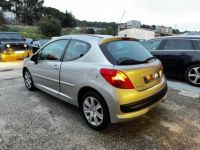 Peugeot 207 1.6 VTi 16V BERLINE Premium Pack PHASE 1 - <small></small> 4.990 € <small>TTC</small> - #9