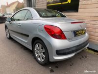 Peugeot 207 CC 1.6 16v 120 sport bva - <small></small> 7.990 € <small>TTC</small> - #2