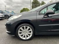 Peugeot 207 CC 1.6 VTi 16V 120ch Sport - <small></small> 8.990 € <small>TTC</small> - #6