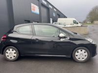 Peugeot 208  1.0 VTi Like 3p - <small></small> 6.490 € <small>TTC</small> - #6