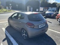 Peugeot 208  1.2 PureTech 110ch Féline S&S EAT6 5p - <small></small> 9.990 € <small>TTC</small> - #5