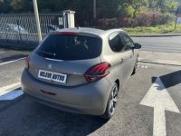 Peugeot 208  1.2 PureTech 110ch Féline S&S EAT6 5p - <small></small> 9.990 € <small>TTC</small> - #7