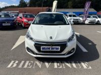 Peugeot 208  1.2 PureTech 82ch Style 5p - <small></small> 7.990 € <small>TTC</small> - #1