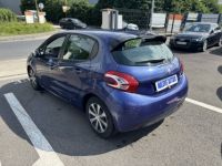 Peugeot 208  1.4 e-HDi FAP Business BMP5 5p - <small></small> 7.990 € <small>TTC</small> - #5