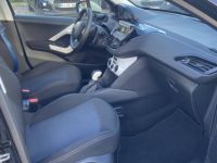 Peugeot 208 1.0 PureTech Like 5p - <small></small> 9.500 € <small>TTC</small> - #17