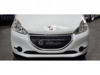 Peugeot 208 1.0 VTi 68 / 5 PLACES / REGULATEUR / IDEAL JEUNE CONDUCTEUR - <small></small> 7.290 € <small>TTC</small> - #4