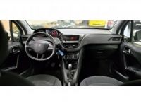 Peugeot 208 1.0 VTi 68 / 5 PLACES / REGULATEUR / IDEAL JEUNE CONDUCTEUR - <small></small> 7.290 € <small>TTC</small> - #44