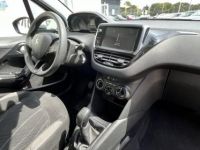 Peugeot 208 1.0i PureTech 12V - 68 BERLINE Active PHASE 1 - <small></small> 7.410 € <small>TTC</small> - #11