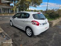 Peugeot 208 1.0l ess 68ch Like 83 000km GARANTIE - <small></small> 4.990 € <small>TTC</small> - #5