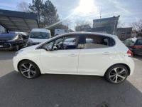 Peugeot 208 1.2 110CH FELINE S&S EAT6 5CV 5P - <small></small> 9.990 € <small>TTC</small> - #2