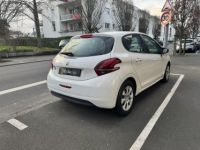 Peugeot 208 1.2 68ch BVM5 Like Distribution neuve - <small></small> 6.990 € <small>TTC</small> - #4