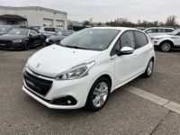 Peugeot 208 1.2 82ch 4cv 5P Style 5Places 58,000Kms Distri OK Garantie Moteur 2ans - <small></small> 7.990 € <small>TTC</small> - #4