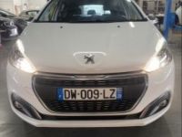 Peugeot 208 1.2 82CH ALLURE 5P - <small></small> 8.990 € <small>TTC</small> - #1